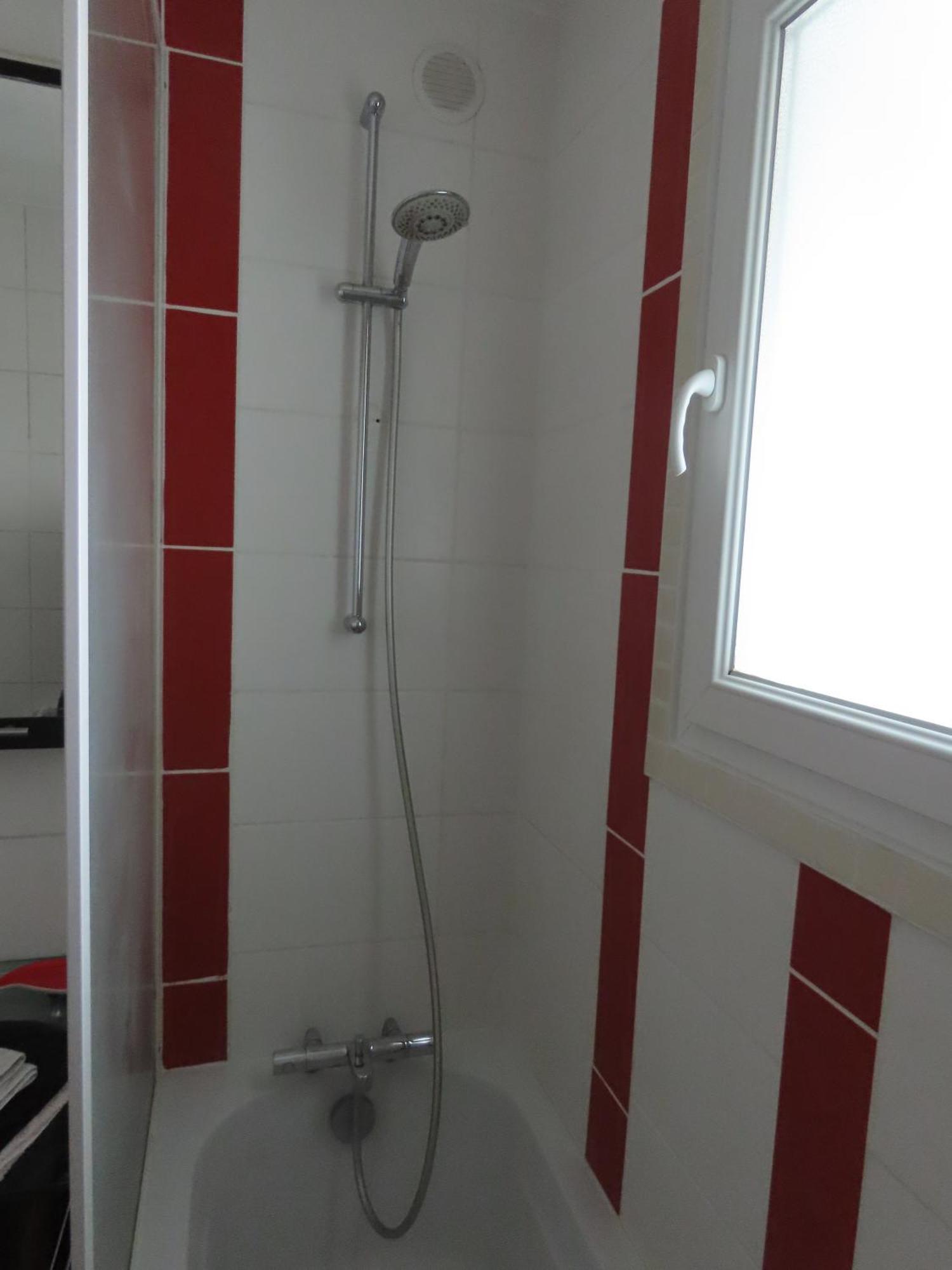 La Halte Fougeraise Apartment Fougeres Bagian luar foto